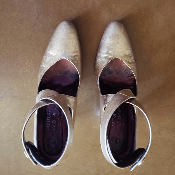 Couture Donald J Pliner 00s gold criss cross heels - Picture 6 of 8